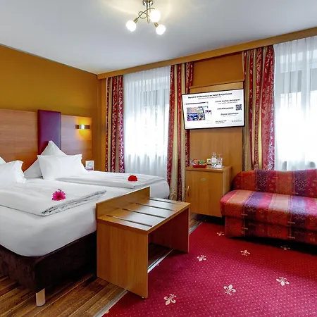 Tiptop Burgschmiet Garni Szálloda 3*