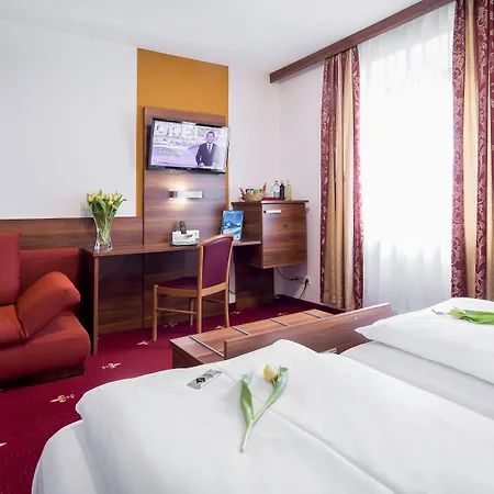Tiptop Burgschmiet Garni 3* نورنبيرغ