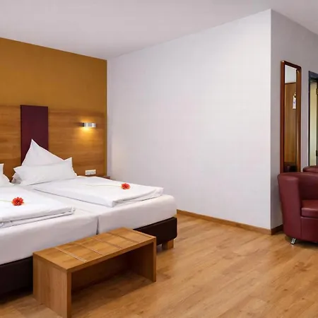 Tiptop Burgschmiet Garni 3* نورنبيرغ