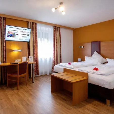 Tiptop Burgschmiet Garni 3* نورنبيرغ