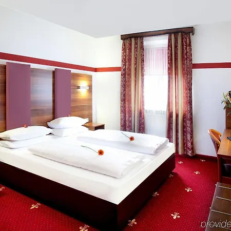Tiptop Burgschmiet Garni Hotel Núremberg