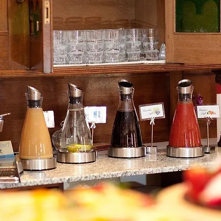 Hotel Tiptop Burgschmiet Garni Núremberg