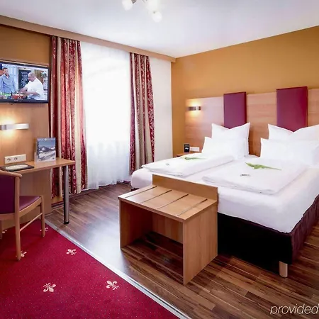 Tiptop Burgschmiet Garni Hotel Núremberg