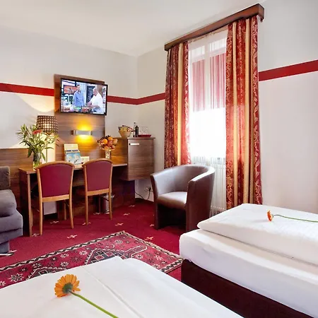 فندق Tiptop Burgschmiet Garni
