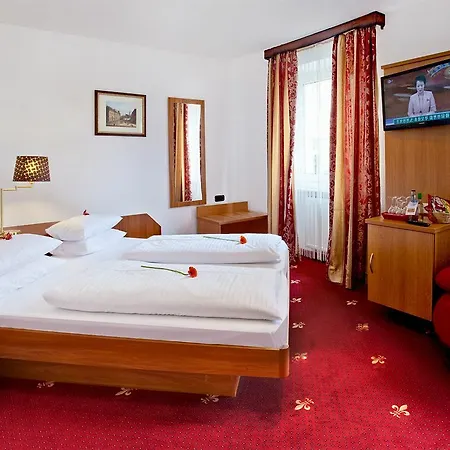 Tiptop Burgschmiet Garni Szálloda Nürnberg