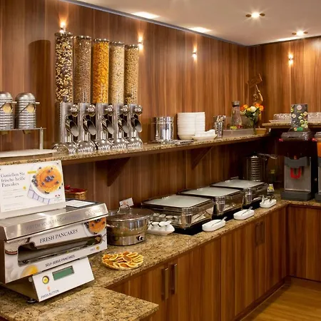 Tiptop Burgschmiet Garni Hotel 3*