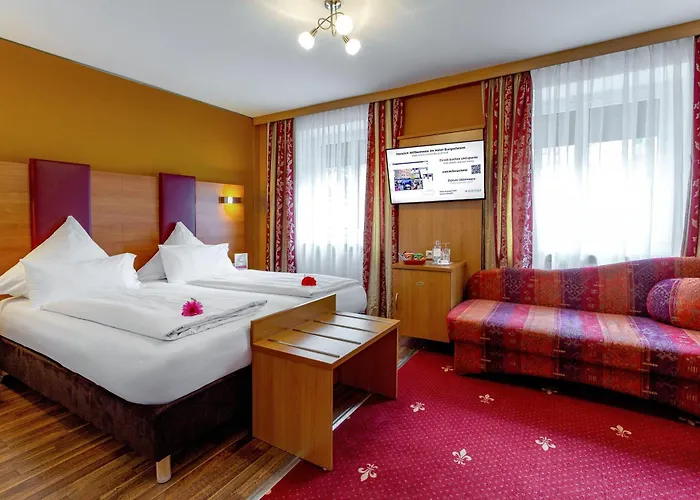 Tiptop Burgschmiet Garni Szálloda 3*