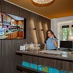 Szálloda Tiptop Burgschmiet Garni 3*