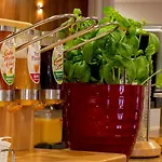Szálloda Tiptop Burgschmiet Garni 3*