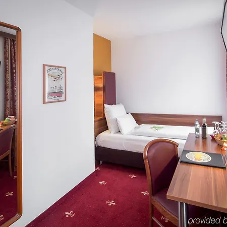 Tiptop Burgschmiet Garni 3* Nuremberg